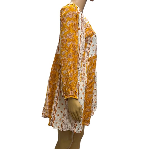 Adorable Anthropologie Spring En Creme Yellow and White Cotton Mini Dress - Picture 4 of 6